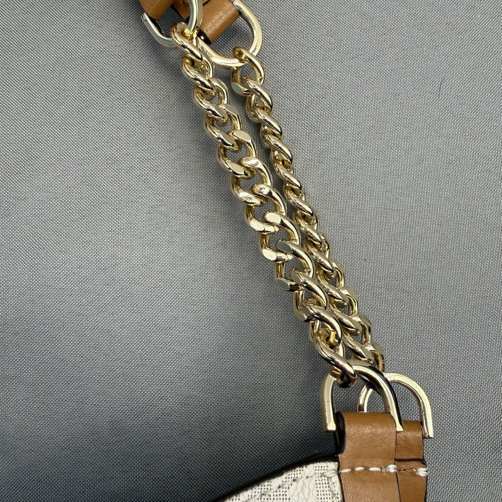 Michael Michael Kors Newbury Chain Shoulder Bag Vinilla Acorn  EUC - Picture 7 of 15